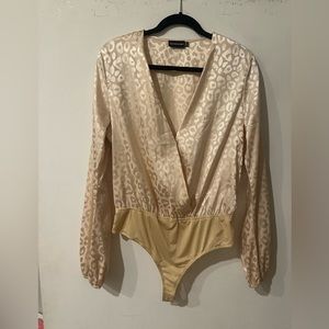 Long sleeve beige bodysuit